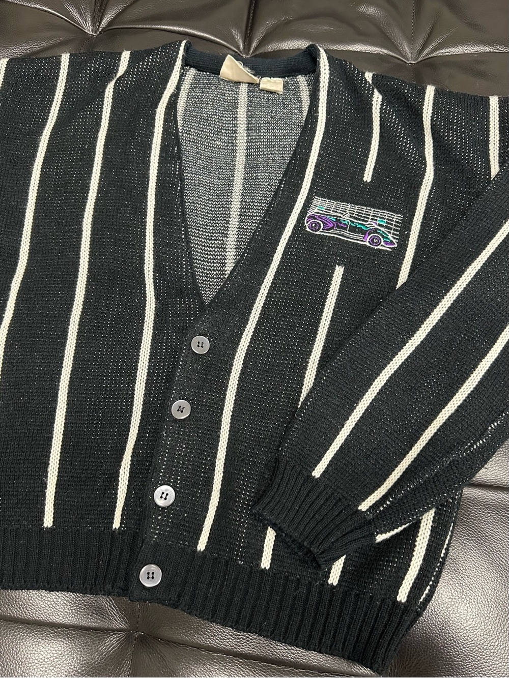 Vintage 90’s Black & White Stripe V-Neck Cardigan Sweater - Picture 4 of 10